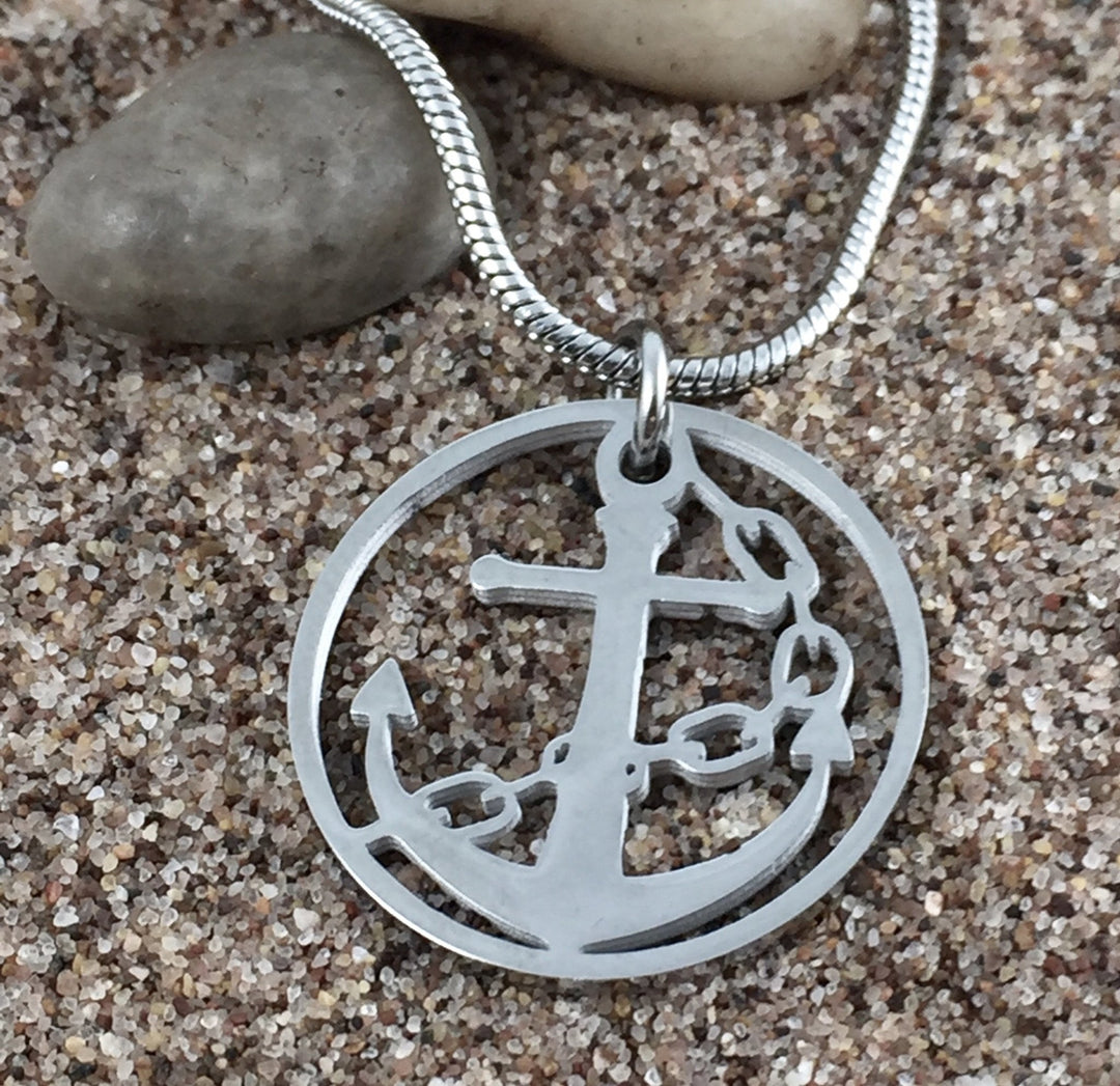 Anchor UP Pendant, large or petite - Be Inspired UP
