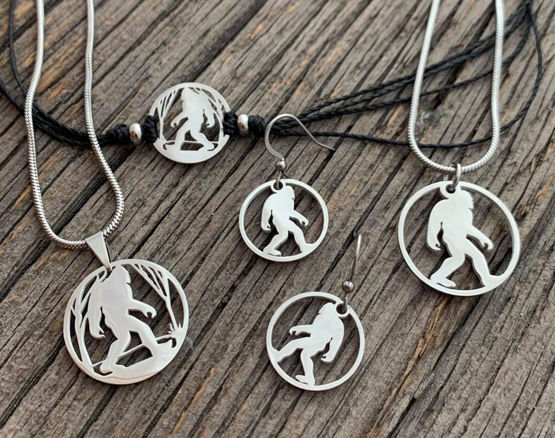 Bigfoot Earrings - Be Inspired UP