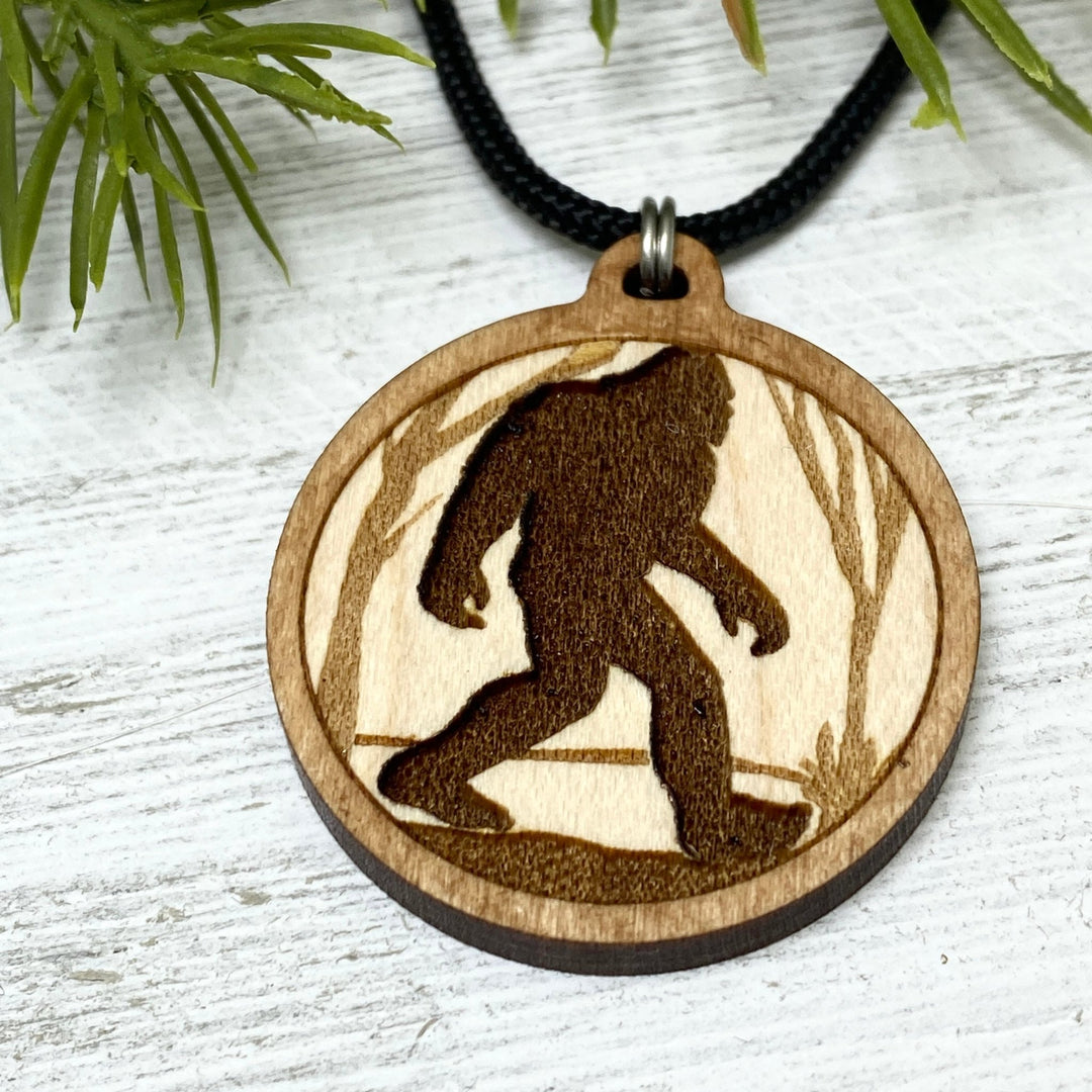 Bigfoot in Woods Pendant wooden engraved - Be Inspired UP