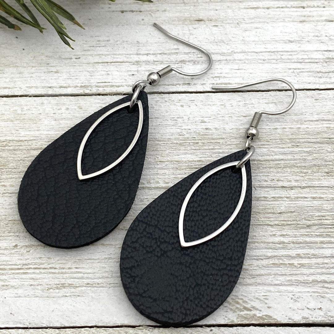 Black leather earrings teardrop shape with charm - Be Inspired UP