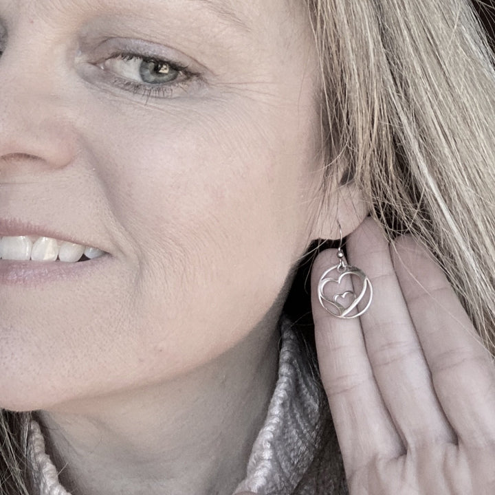 Hearts Embrace Earrings - Be Inspired UP
