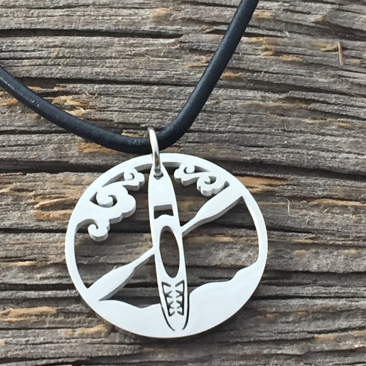 Kayak Waves Pendant - Be Inspired UP