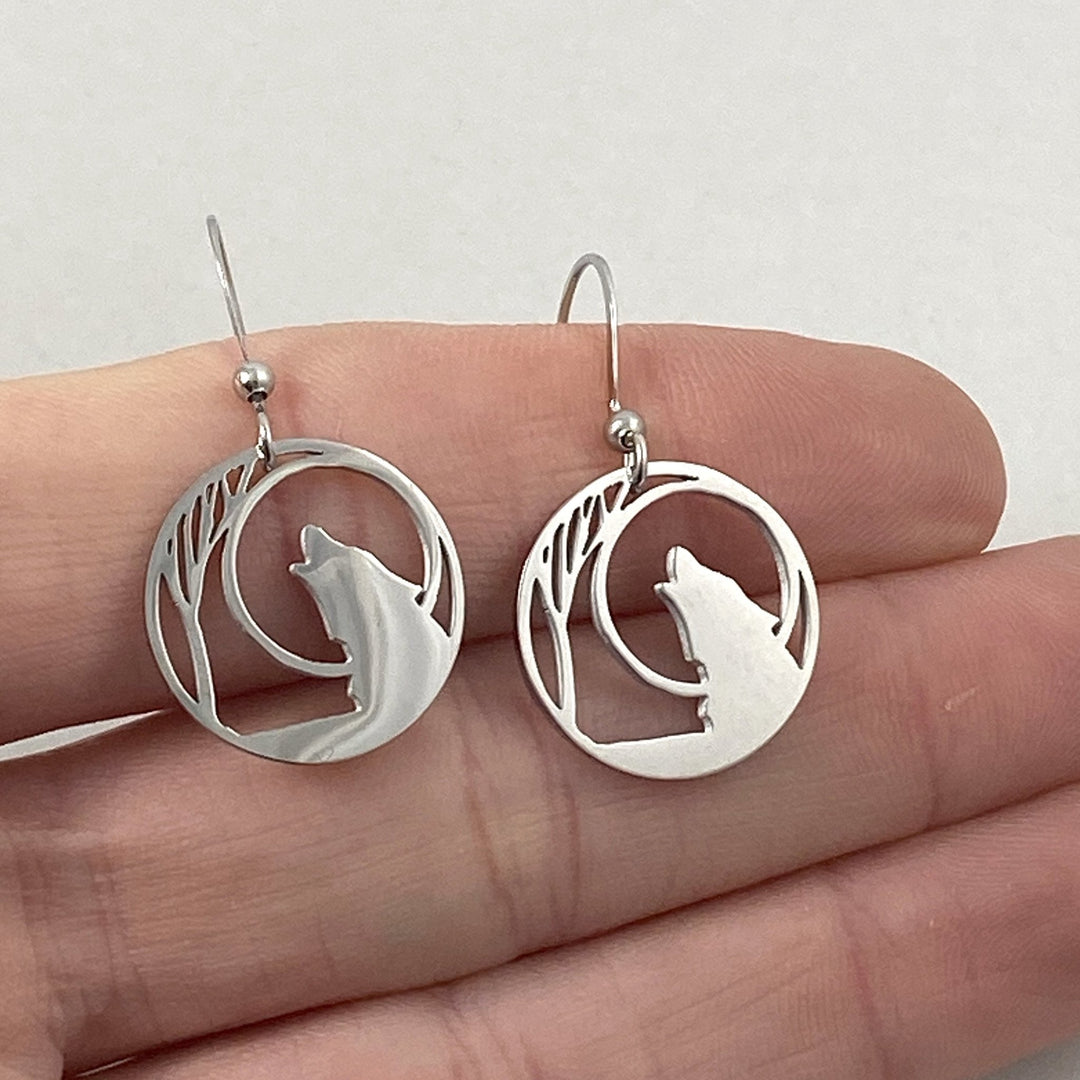 Lone Wolf Earrings - Be Inspired UP