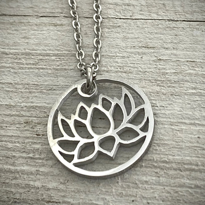 Lotus Flower Pendant large or petite - Be Inspired UP