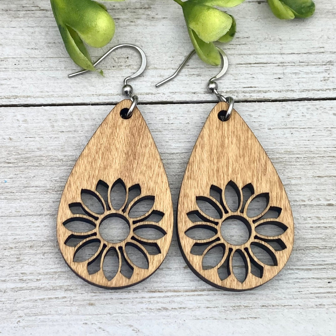 Mandala Sunflower Earrings - Be Inspired UP