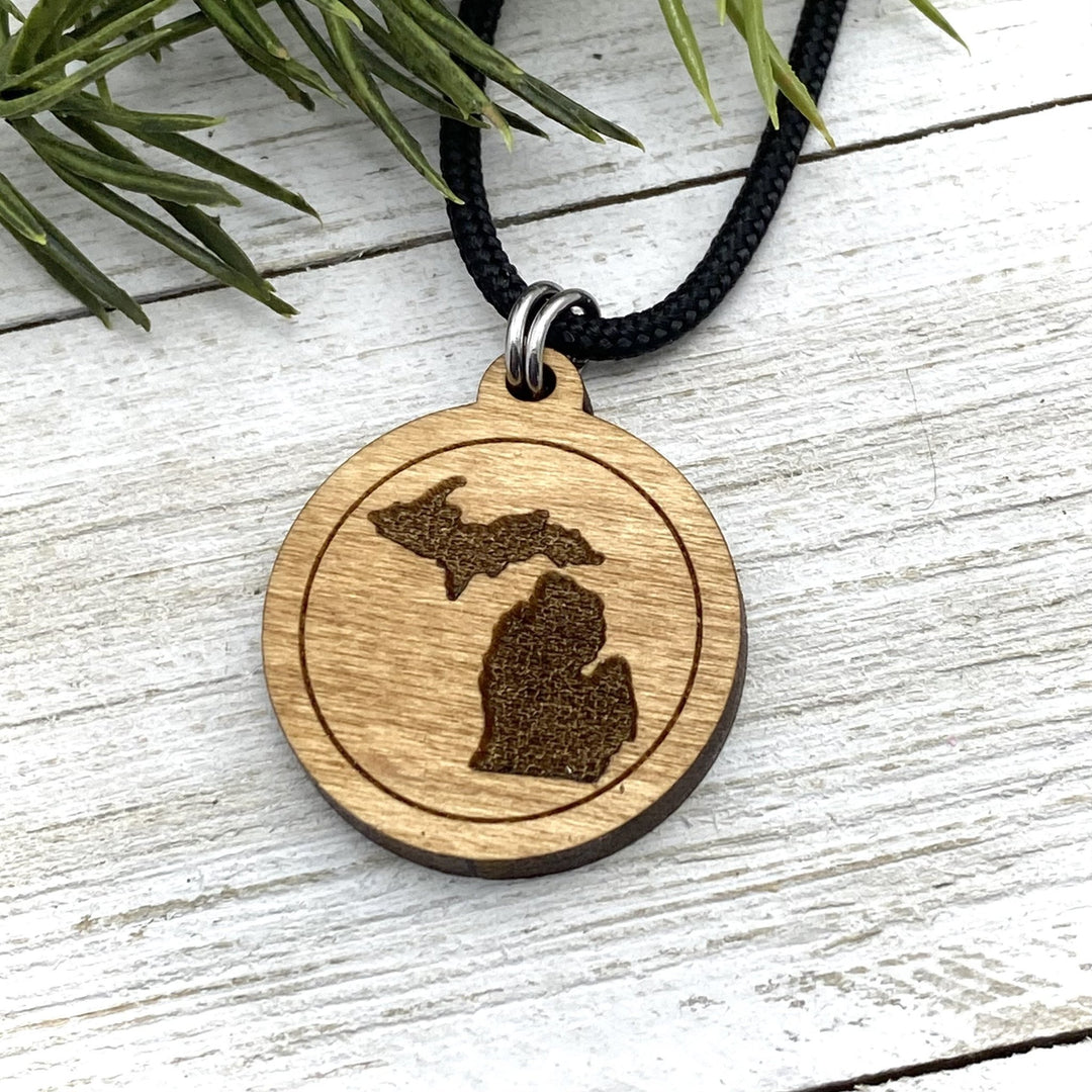 Michigan Wooden Pendant - Be Inspired UP