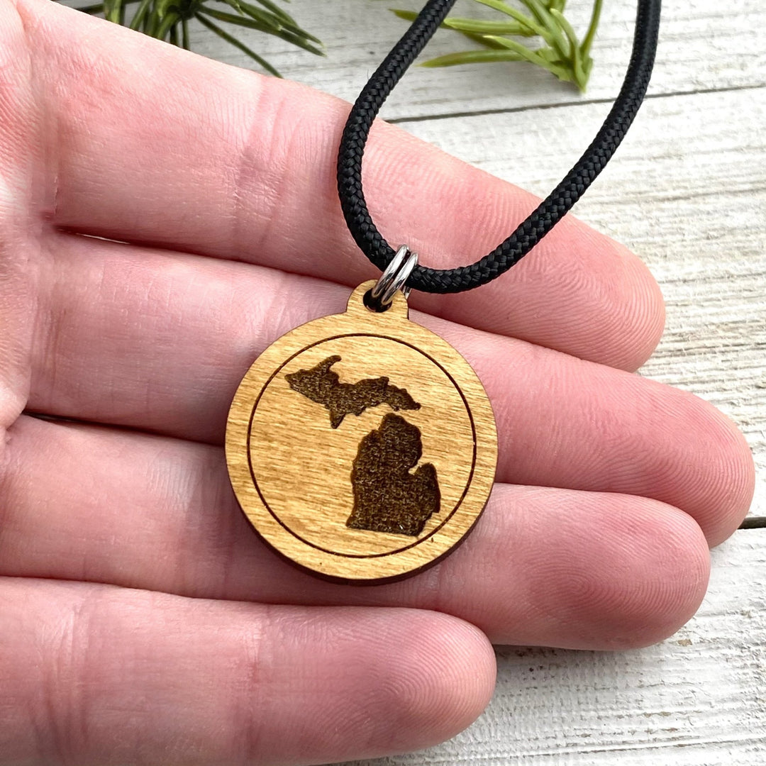 Michigan Wooden Pendant - Be Inspired UP