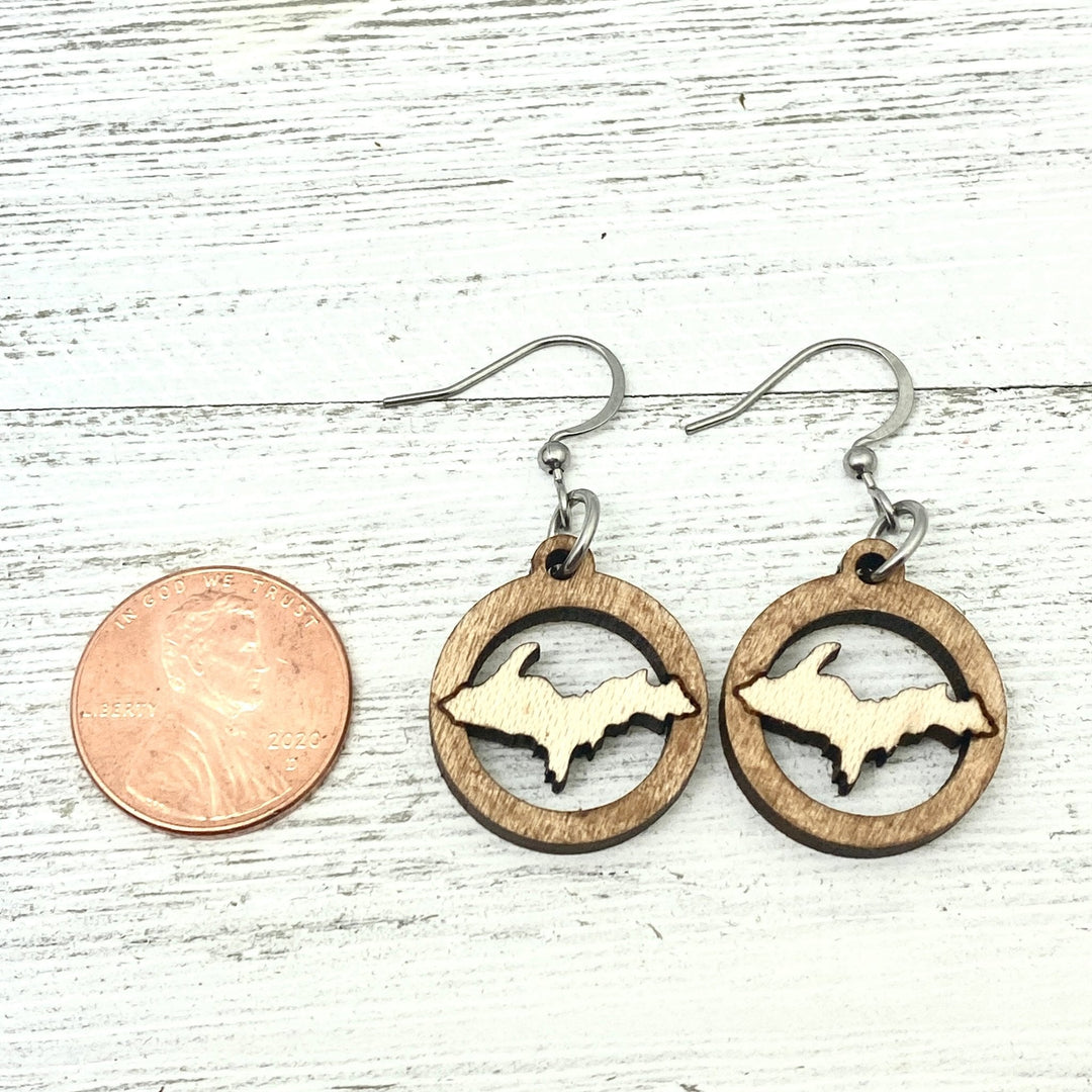 New York Wooden Cutout Earrings - Be Inspired UP