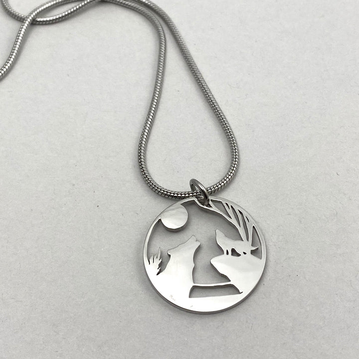 Wolf Pack Pendant large or petite - Be Inspired UP