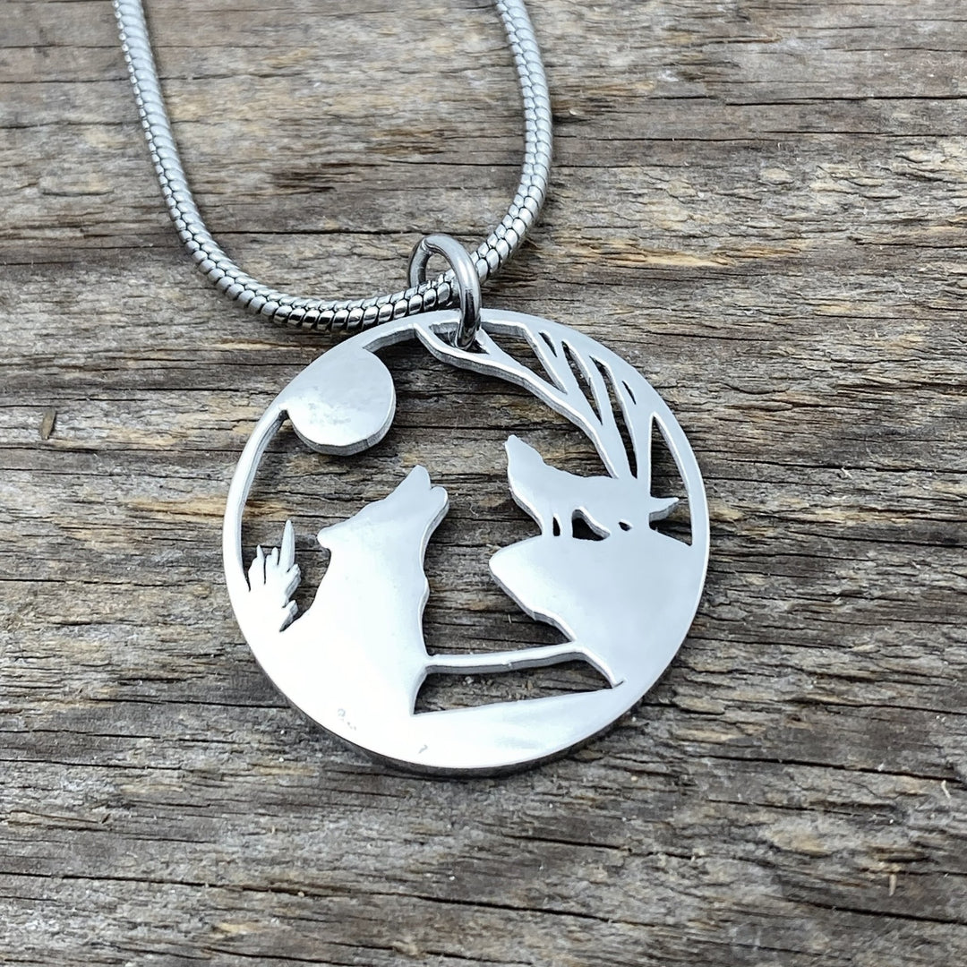 Wolf Pack Pendant large or petite - Be Inspired UP